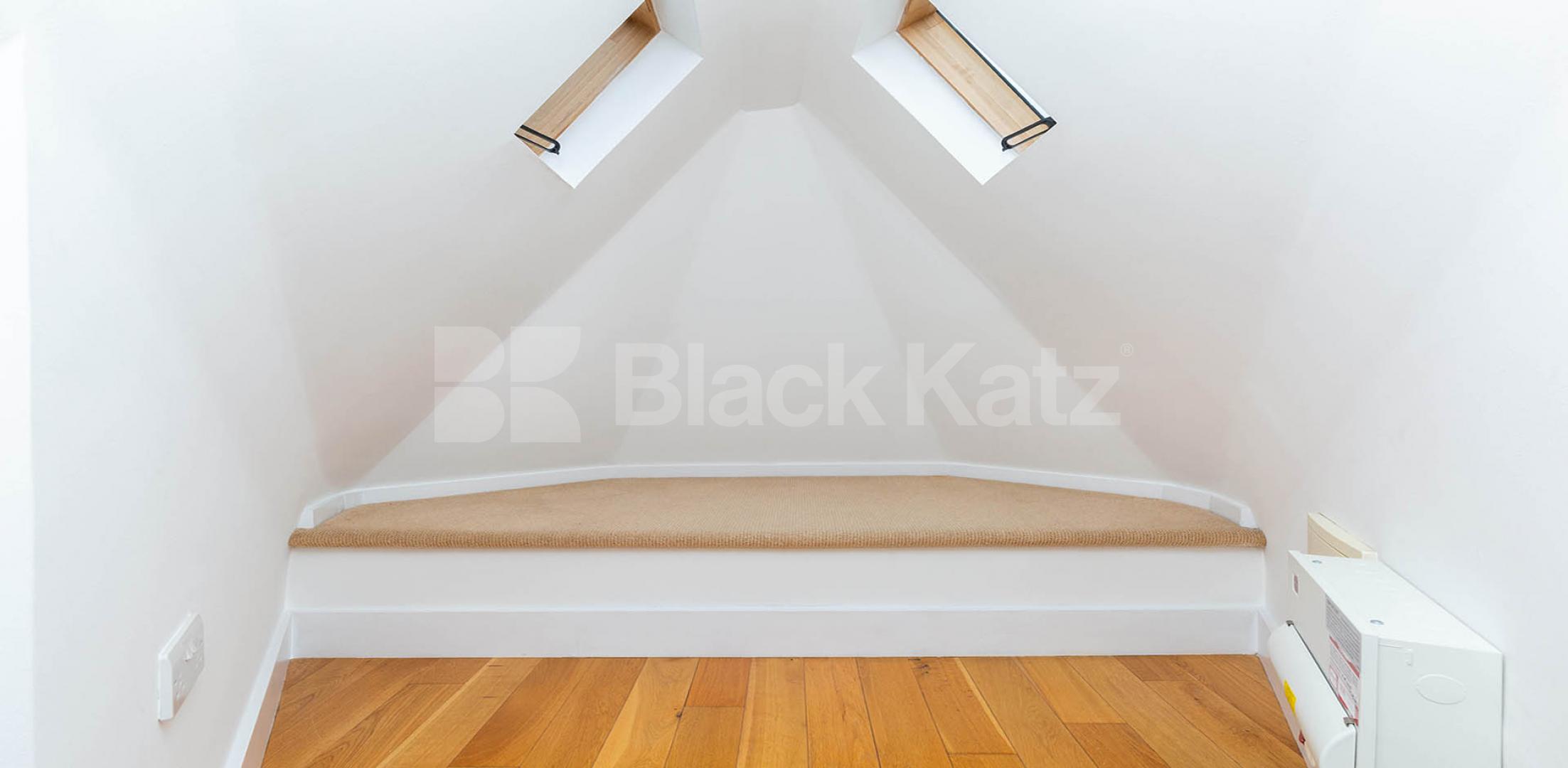 			1 Bedroom, 1 bath, 1 reception Apartment			 Mount Pleasant Lane, CLAPTON E5